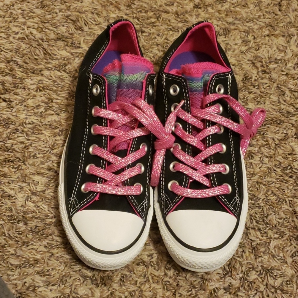 Converse sneakers. NWOT